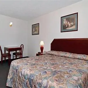 Airport Parkway Hotel Charlotte